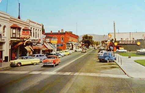 c. 1950s Usa Street, Carson City Nevada, Well Pictures, Nevada Usa, Carson City, Picture Postcards, Vintage Life, Blue Skies, Life Photo