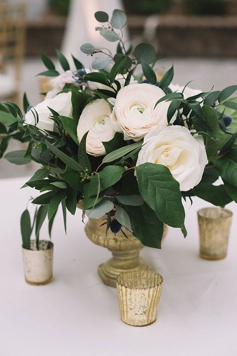 Small Wedding Centerpieces, Ranunculus Centerpiece, White Rose Centerpieces, Ranunculus Wedding, White Floral Centerpieces, Charleston Bride, White Floral Arrangements, Green Centerpieces, Greenery Centerpiece