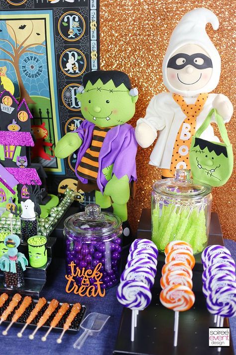 Halloween Candy Buffet Halloween Candy Buffet Table, Disney Halloween Diy, Halloween Candy Table, Halloween Buffet Table, Halloween Candy Buffet, Halloween Lollies, Halloween Party Candy, Diy Halloween Candy, Monster Faces