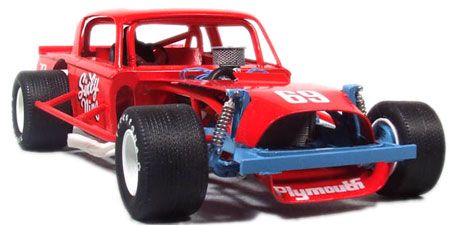 Revell Model Cars, Model Car Kits, Slot Car Race Track, Model Cars Building, Racing Car Model, Car Kits, Classic Race Cars, Slot Car Racing, Monogram Models