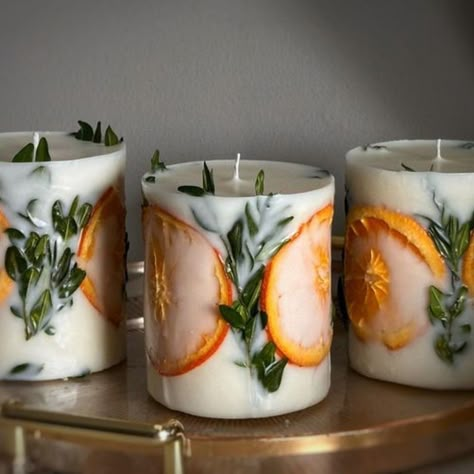 🌿✨ Herb Candle Inspiration! 🕯️💚 Transform your space into a cozy haven with DIY herb candles! These beautiful, aromatic candles not only look stunning but also infuse your home with delightful scents. 🌸🌿 🌼 Why You’ll Love Them: - Natural Aromatherapy: Harness the power of herbs like lavender, rosemary, and mint for calming and refreshing scents. - Eco-Friendly: Make them using natural wax and essential oils, perfect for a sustainable lifestyle. - Customizable: Choose your favorite herbs and ... Diy Herb Candles, Beltane Wedding, Candles Cute, Apartment Boho, Herb Candles, Homemade Scented Candles, Fall And Christmas, Candle Projects, Magia Das Ervas