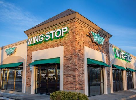 6 Restaurant Chains That Are Raking In Sales In 2023 Caramel Apple Pie Cookies, Wing Stop, Apple Pie Cookies, Caramel Apple Pie, Holiday Hours, Fast Food Chains, Cookie Pie, Restaurant Branding, Wing Recipes