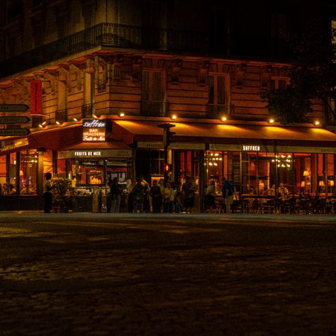 Night Bar light in Paris #photography #streetphotography #lowlightphotography #nightphotography #paris Paris Bars, Bar Street, Low Light Photography, Night Bar, Night Street, Easy Books, Paris Photography, Paris Street, Low Lights