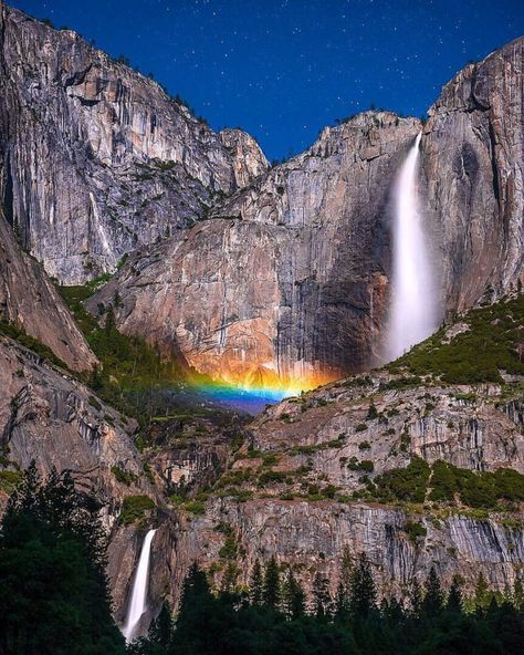 Moonbows are considered an incredibly rare natural phenomenon. In fact, only a few places in the world actually experience them. Other locations where moonbows can be seen are places like Waimea Falls in Hawaii and Victoria Falls in Zambia. Waimea Falls, National Park California, Yosemite Falls, Victoria Falls, California National Parks, White Rainbow, Beautiful Waterfalls, Natural Phenomena, Camping Experience