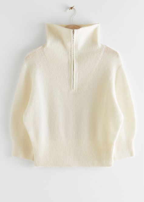 Zip Collar, Sweater Wool, Quarter Zip Sweater, Half Zip Sweaters, Oversized Pullover, Half Zip Pullover, Cool Sweaters, Fashion Story, Zip Sweater