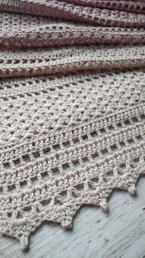 Crochet Lace Scarf Pattern, Crochet Blanket Border, Crochet Prayer Shawls, Lace Shawl Pattern, Crochet Shawl Free, Crochet Shawl Pattern Free, Crochet Blanket Designs, Shawl Crochet, Yarn Cake