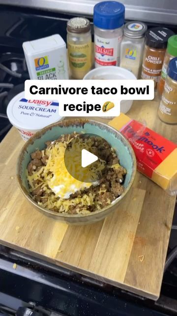 Jenny Mitich on Instagram: "*Shop this post on LTK, link in bio* Let’s make a carnivore taco bowl! First, brown a pound of 80/20 ground beef. Next, let’s make our own taco seasoning. I like to do this because then I can control the quality of the seasonings I’m adding. 1 tbsp cumin, 1 tbsp smoked paprika, 1/2 tbsp garlic powder, 1 tbsp onion powder, 1 tsp salt, 1 tsp pepper, 1 tbsp chili powder. Mix the seasonings together. After the beef is fully cooked, add the seasoning to taste. I probably added five or 6 teaspoons. Then add in a bit of water and mix thoroughly. The taco meat is finished, so put that into a bowl. Then, add your toppings! I follow a carnivore diet, so I added about 3 tablespoons of sour cream and some grated cheddar. If you are eating plants, you could add cilantro, oni Keto Ground Beef Bowl Recipes, Carnivore Taco Pie, Carnivore Taco Seasoning, Carnivore Diet Tacos, Ground Beef Recipes Carnivore Diet, Low Carb With Ground Beef, Carnivore Diet Hamburger Recipes, Carnivore Taco Bowl, Quick Carnivore Dinner