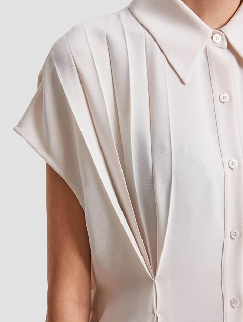 Pleated Waist Shirt Dress-detail1-nw Interesting Sleeves, Clothes Folds, Women Shirt Dress, Fabric Manipulations, Waste Fashion, Daily Dresses, Shirt Dress For Women, Pleated Fashion, Zero Waste Fashion