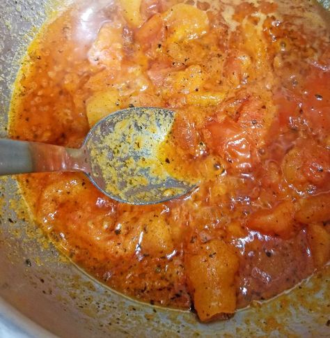 Tomato Butter Pasta, Garlic Butter Sauce For Pasta, Homemade Pasta Sauce Recipe, Trader Vic, Savoury Sauces, Butter Sauce For Pasta, Tomato Butter Sauce, Italian Gravy, Fresh Pasta Sauce