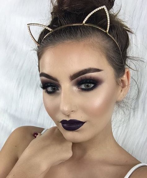 Halloween Party Makeup, Angel Makeup, Complete Makeup, Halloween Makeup Pretty, Magical Makeup, Black Lipstick, Black Angels, Halloween Make Up, Halloween Make