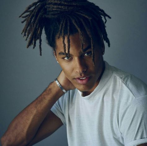 Jacob Robinson Dreadlock Hairstyles For Men, Character Inspiration Male, Fashion Pics, Dreadlock Hairstyles, Male Poses, Black Power, Black Boys, Black Is Beautiful, Fashion Pictures