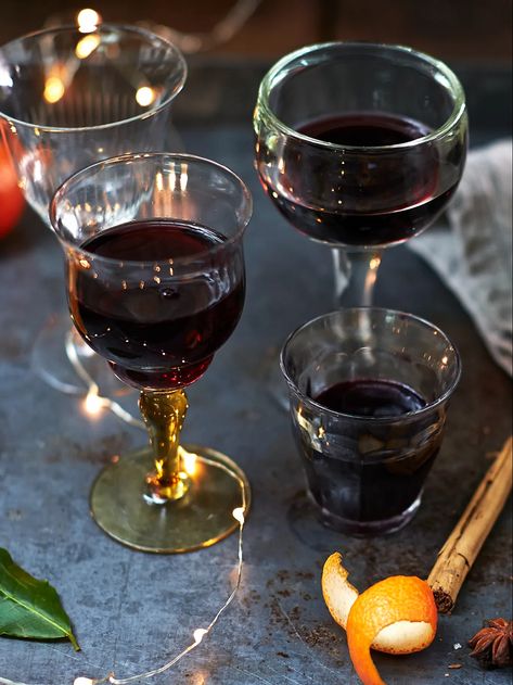 Spiced & warming mulled wine recipe | Jamie Oliver recipes Christmas Mulled Wine Recipe, Jamie Oliver Christmas, Mulled Wine Recipe, Hp Sauce, Wine Recipe, Jamie Oliver Recipes, Mince Pies, Xmas Food, Christmas Cocktails