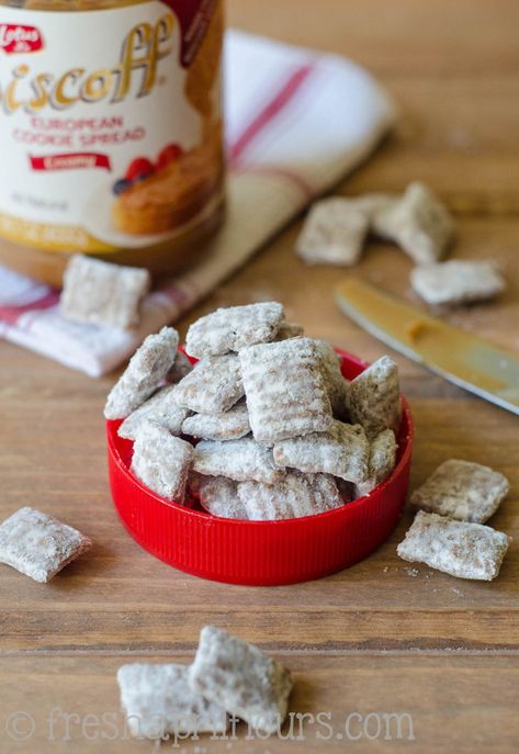 Recipe For Puppy Chow, Chex Snacks, Easy Puppy Chow, Puppy Chow Chex Mix, Puppy Chow Chex, Puppy Chow Cookies, Cookie Butter Recipes, Chex Mix Puppy Chow, Chocolate Chex