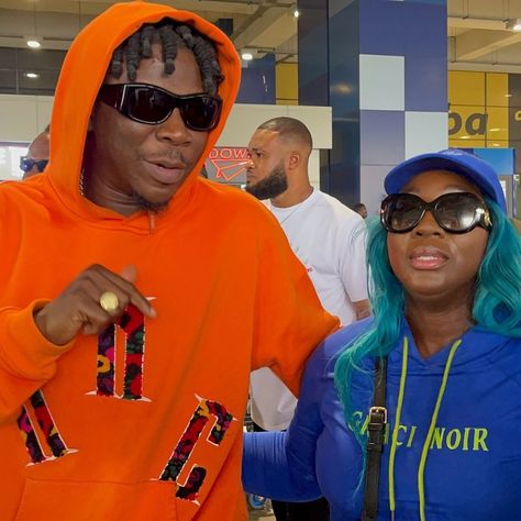 #NsemWoKrom | Stonebwoy welcomes Jamaican Dancehall Queen Spice to Ghana ahead of ‘Jiggle & Whine’ video shoot Dancehall Queen, Jamaican Dancehall, Video Shoot, Ghana, Queen