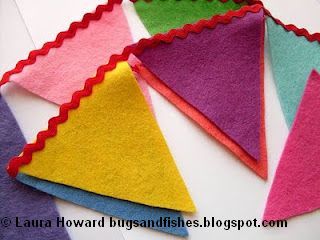 Free Felt Patterns, How To Make Bunting, Bunting Tutorial, Room Crafts, Make Bunting, Felt Bunting, Mini Bunting, Felt Banner, Party Bunting