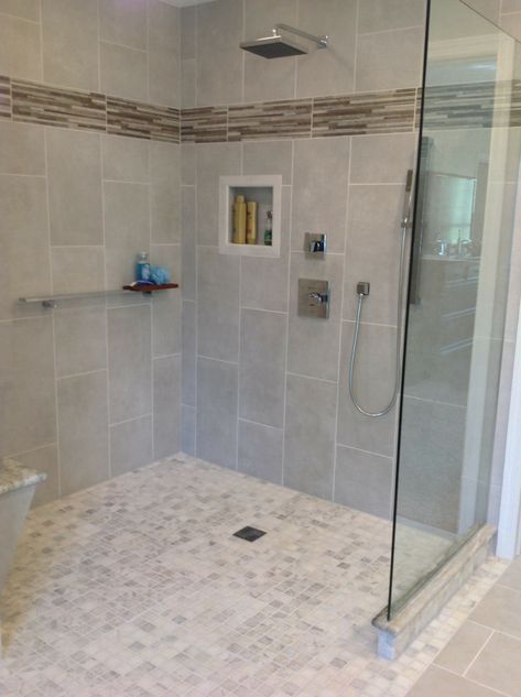 One level waterproof tile shower in Cleveland Ohio | Innovate Building Solutions Curbless Shower Ideas Small Baths, Shower Curbless, Wheelchair Accessible Shower, Glass Showers, Accessible Bathroom Design, Tub Enclosures, Accessible Design, Walk In Shower Designs, Shower Box