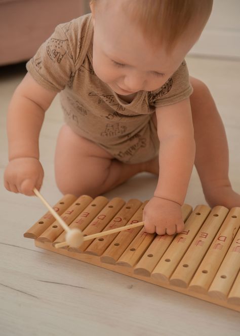 Toy Musical Instruments, Music Toys, Percussion Instruments, Music For Kids, Learning Spaces, Montessori Toys, Aesthetic Design, Motor Skills, Wood Construction