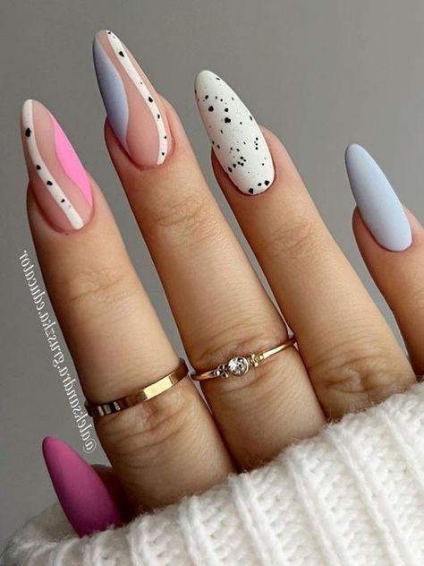 51 Super Cute Easter Nails You Need to Recreate this Spring! - The Catalog April Nails, Easter Nail Designs, Simple Nail Art Designs, Easter Nails, Yellow Nails, Cool Nail Designs, Chic Nails, Creative Nails, Cute Acrylic Nails