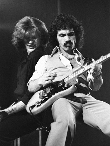 Hall And Oates, What I Like About You, John Oates, Hall & Oates, Daryl Hall, Pin Up Photos, 70s Music, Music Pictures, New Rock