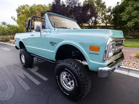 Old Chevy Blazer, Vintage Chevy Blazer, K5 Blazer For Sale, Chevy K5 Blazer, Chevy Blazer K5, Blazer Ideas, Chevy Blazer, K5 Blazer, Dream Vehicles