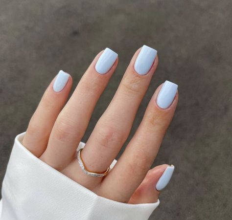 Nail Designs Chic, Powder Blue Nails, Nails Squoval, Autumn Nail Designs, Neutral Nails Acrylic, Nails Neutral, Blue Gel Nails, Light Blue Nails, Baby Blue Nails