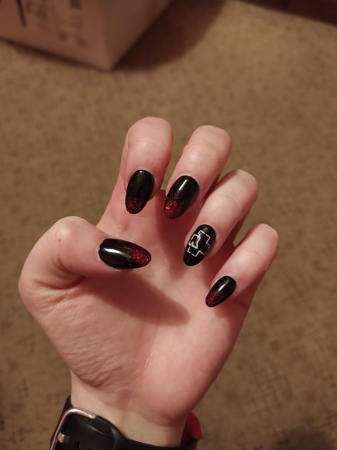 Rammstein Outfit Ideas, Rammstein Nails, Slipknot Nails, Metalhead Nails, Metallica Nails, Rockstar Nails, Band Nails, Punk Nails, Manicure Ideas