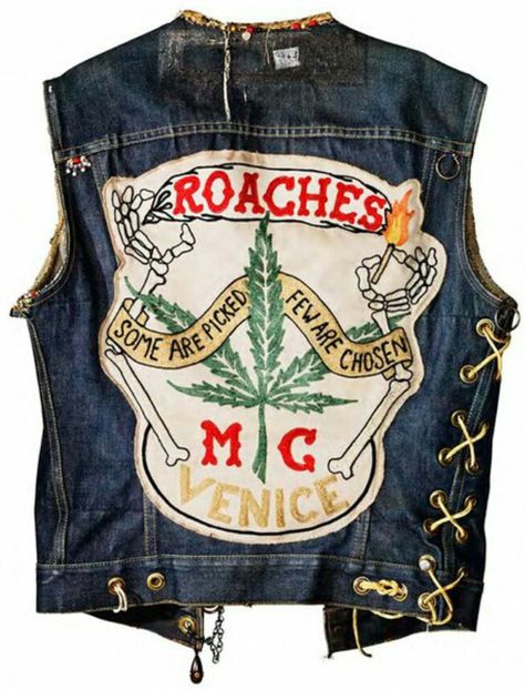 Roaches Bike Gang, Harley Davidson Merchandise, Motorcycle Gang, Biker Clubs, Biker Gear, Biker Lifestyle, Biker Gang, Old Motorcycles, Motorcycle Vest