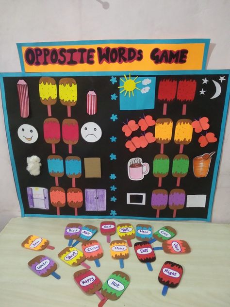 Tlm For Opposite Words, Words Opposite Activities, Opposite Activities, Chart Ideas, Opposite Words, Crown For Kids, Game Black, Creative Class, Display Board