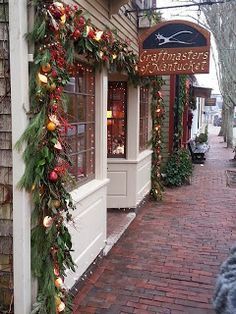 Nantucket Christmas, Couples Christmas, Christmas Tablescape, Cape Cod House, Christmas Town, Have Inspiration, Christmas Travel, Christmas Store, Decoration Inspiration