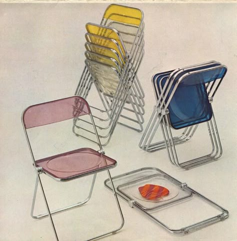 Plia Chair, Giancarlo Piretti 1967 Plia Chair, Giancarlo Piretti, Stacking Chairs, Mug Design, Home Design Decor, Take A Seat, History Design, Interior Furniture, Objects Design