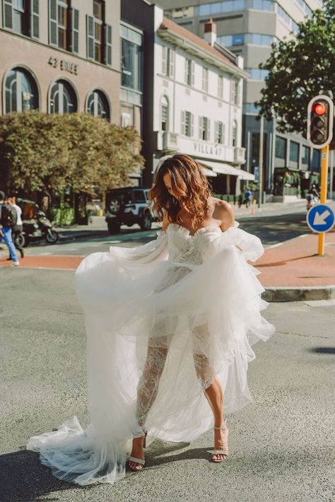 Downtown Bride Photoshoot, Editorial Downtown Photoshoot, City Bridal Shoot, Editorial Downtown Engagement Photos, City Bridal Portraits, Styled Photoshoot, Cape Town Wedding, City Shoot, Bridal Editorial