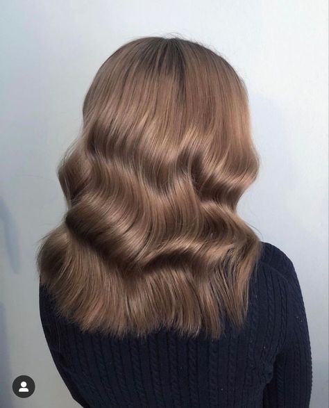 #BlondeHairGoals #BlondeTransformation #HairMakeover #BlondeBeauty #BlondeAmbition #HairInspo #BlondeBombshell #BlondeJourney #NewHairWhoDis #BlondeVibes #HairTransformation #BlondeLife #BlondeHighlights #BlondeObsessed #BlondeMagic Blonde Global Colour, Dark Gold Hair Color, Full Color Light Brown Hair, Global Color Hair, Haircolour Without Bleaching, Global Brown Hair Colour, Brown Global Hair Color, Soft Light Brown Hair, Very Light Brown Hair