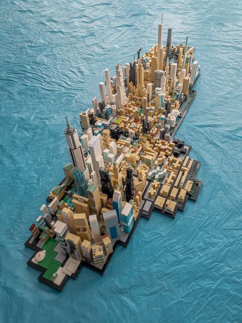 Here is New York City, from a brick's eye view Lego Mini City, Lego New York, Lego Airport, Millennium Falcon Lego, Lego Room Decor, Cool Things To Build, Island Water, Water Texture, Big Lego