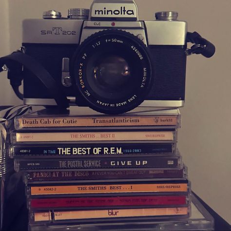 #cds #music #camera #film #minolta #vintage Vintage Film Camera Aesthetic, Old Film Camera, Digi Cam, Vintage Film Camera, Camera Film, Old Cameras, Music Aesthetic, Film Camera, Room Inspiration