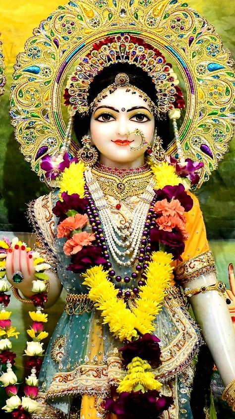 Saraswati Picture, Bakgerand Photo, Vrindavan Photography Pictures, Shri Radhe, Sri Radha, Happy Navratri Images, Ganesh Photo, Lord Photo, Hanuman Photos