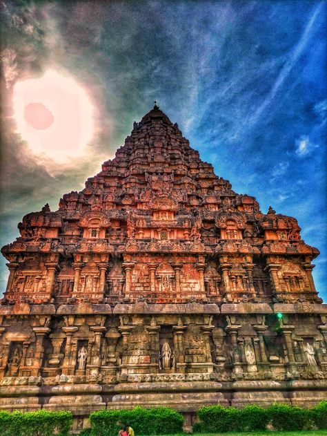 No words to describe the beauty of Chola Architecture Chola Temples, Words To Describe, Dreamy Art, The Beauty, Temple, Architecture, Photography, Quick Saves, Beauty