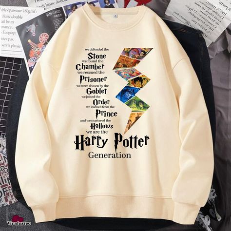 Harry Potter Sweaters, Harry Potter Clothes, Vintage Harry Potter, Hogwarts Shirt, Harry Potter Sweater, Harry Potter Travel, Harry Potter Hoodie, Harry Potter Parody, Harry Potter Merch