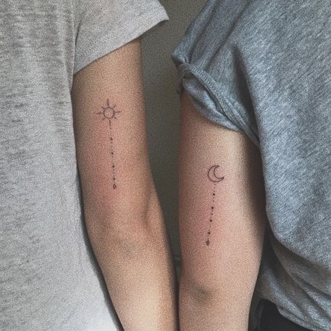 Minimalistic Couple Tattoo, Endorphin Tattoo, Fine Line Matching Tattoo, Matching Moon Tattoos, Tattoo Tulip, Pair Tattoos, Maching Tattoos, Friends Tattoo, Twin Tattoos