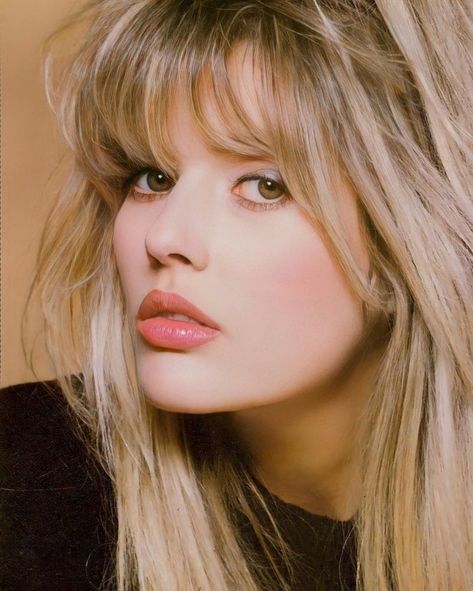 Mandy Smith, Actors, Bonito