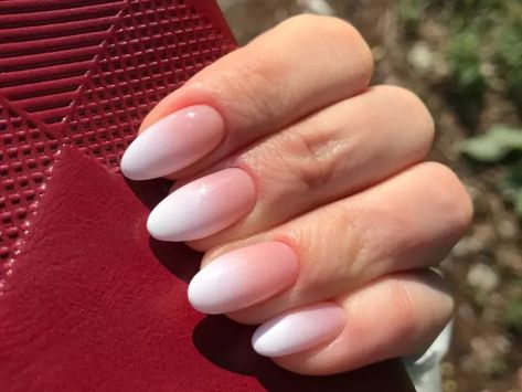 what is ombre nails Best Ombre Nails, School Nail Art, Nail Art Pink, Gradient Nail Art, Nail Art Easy, Faded Nails, Checkered Nails, Art Nail Art, Back To School Nails