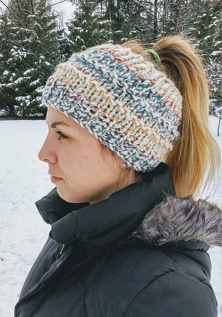 Crochet ponytail hat pattern