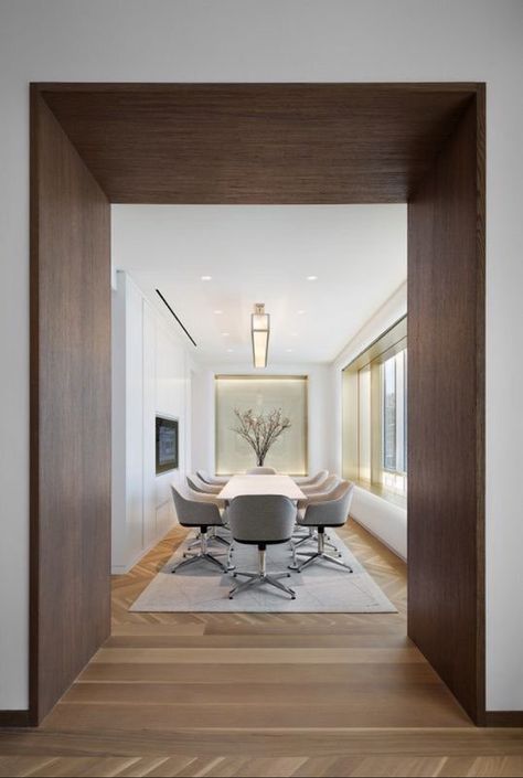 Law Office Design, Meeting Room Design, Office Meeting Room, Corporate Office Design, Foster Partners, Modern Office Design, Comfortable Office, Sales Office, Corporate Interiors