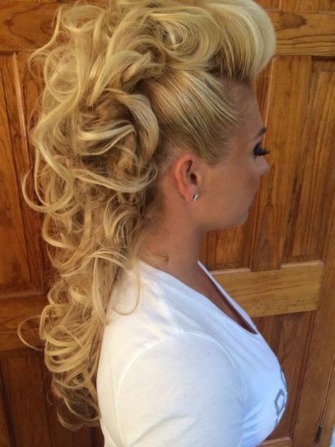 Mohawk Style Updo, Fohawk Haircut For Women Long Hair, Bridal Mohawk Updo, Wedding Mohawk, Mohawk Updos For Long Hair, Long Hair Mohawk Updo, Pagent Hair Updos, Mohawk Wedding Hairstyles, Punk Updos For Long Hair