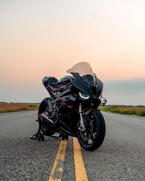 Super Bikes Bmw S1000rr, Bmw 1000rr Black, Black S1000rr, Bmw Sr1000 Rr, Bmw Ss1000rr, Bmw M1000rr Wallpaper, Bmw M 1000rr, Superbike Aesthetic, Bmw S1000rr Wallpapers 4k