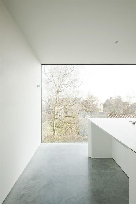 Frameless Window, Concrete Flooring, Minimal Architecture, Interior Minimalista, Minimalism Interior, Minimalist Architecture, Concrete Floors, Large Windows, Cheap Home Decor