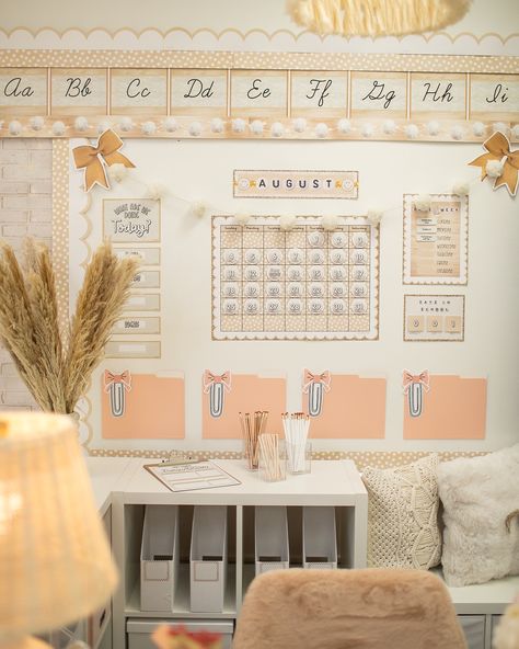 A closer look at Tariah’s teacher desk area from our Cozy classroom makeover! We made sure to give her lots of storage and organizational pieces, while also incorporating resources for the students! 🤍 Click the 🔗 in our profile to shop this collection! #neutraldecor #teacherdesk #teacherdecor #teacherideas #classroomdecor #classroomideas #classroominspiration #classroomtheme #neutralclassroom #teacherdeskorganization #teacherorganization Cosy Classroom Ideas, Elementary Classroom Setup, Small Classroom Setup, Teacher Desk Area, Cute Classroom Decor, Classroom Decor Calming, Stylish Classroom, Teacher Desk Areas, Classroom Setup Elementary