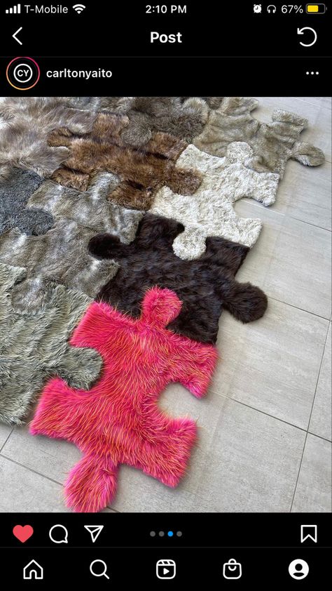 Puzzle Piece Fur Rug, Fulffy Rug, Black Fuzzy Rug Living Room, Black And White Fuzzy Rug, Small Black Fur Rug, Vibe Rooms, Apt Ideas, Room Desk, Fluffy Rug