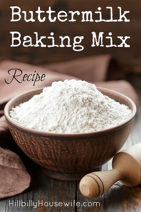 I love making my own homemade convenience foods and this buttermilk baking mix is my favorite around the holidays. It makes whipping up a fresh batch of biscuits easy as pie. The same biscuit dough makes a great topping for pot pies made from leftovers and this mix makes the most amazing waffles and pancakes. … Bisquick Copycat, Buttermilk Baking, Cake Flour Recipe, Baking Necessities, Baking Mix Recipes, Homemade Bisquick, Homemade Dry Mixes, Country Breakfast, Homemade Baking