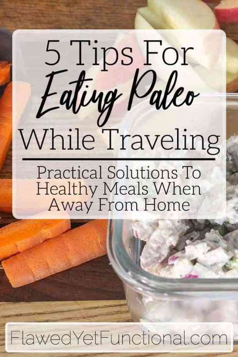 Travelling soon but not sure how to stick to your Paleo diet? Check out these 5 food tips to help you stick to Paleo on the go! #paleo #travel #foodtips Paleo Plan, Paleo Meal Prep, Road Trip Food, Paleo Recipes Breakfast, Paleo On The Go, Paleo Meal Plan, Vacation Meals, Paleo Recipes Easy, Paleo Lunch