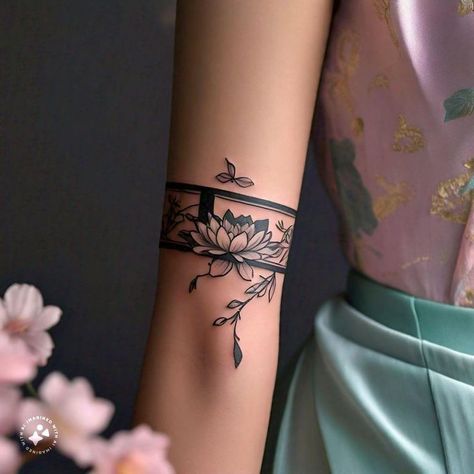 Arm Ring Tattoo Woman, Arm Cuff Tattoo, Unique Wrist Tattoos, Around Arm Tattoo, Cuff Tattoo, Forearm Band Tattoos, Anklet Tattoos, Bff Tattoos, Arm Band Tattoo